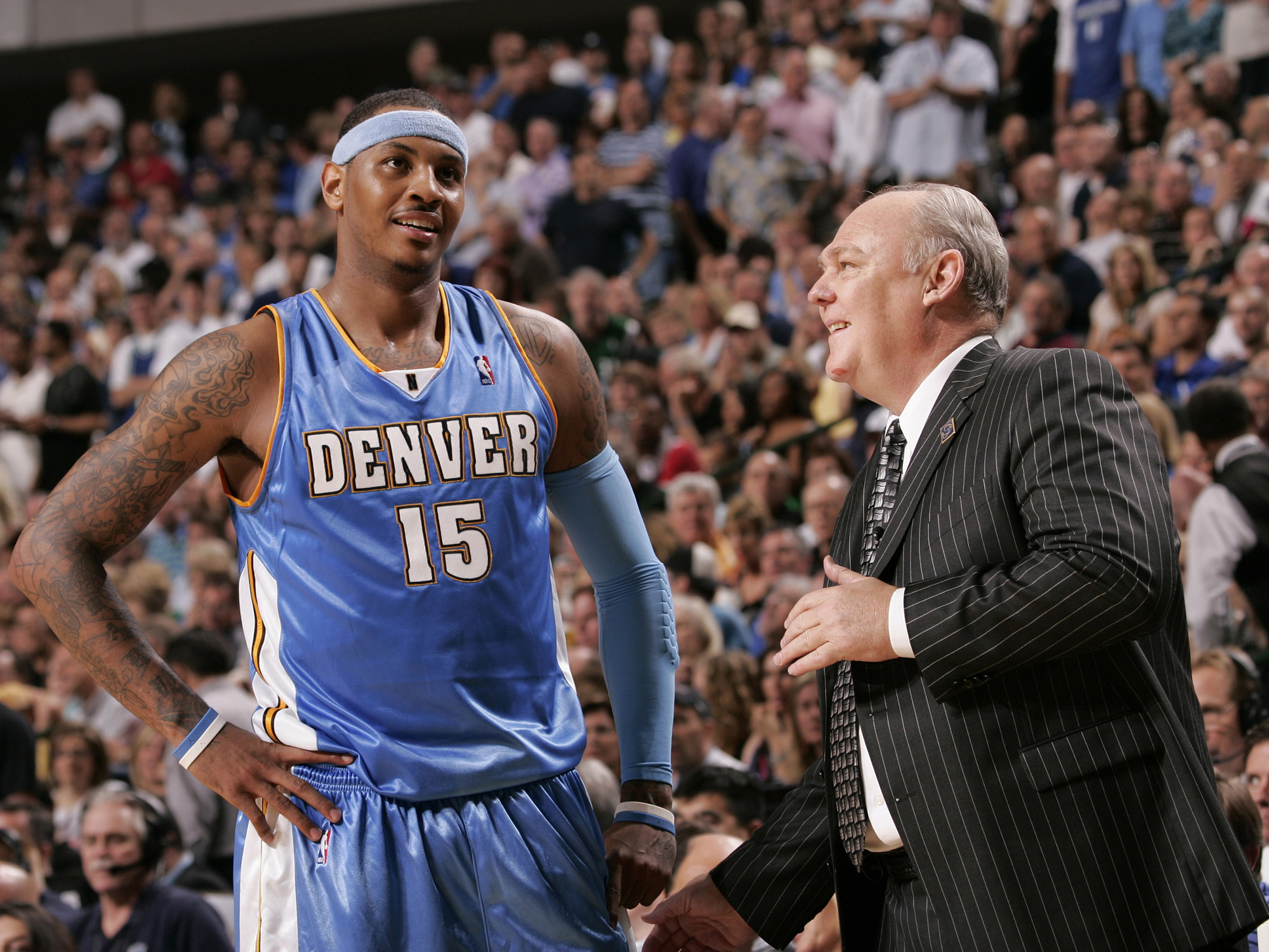 队在追求他 队在追求他