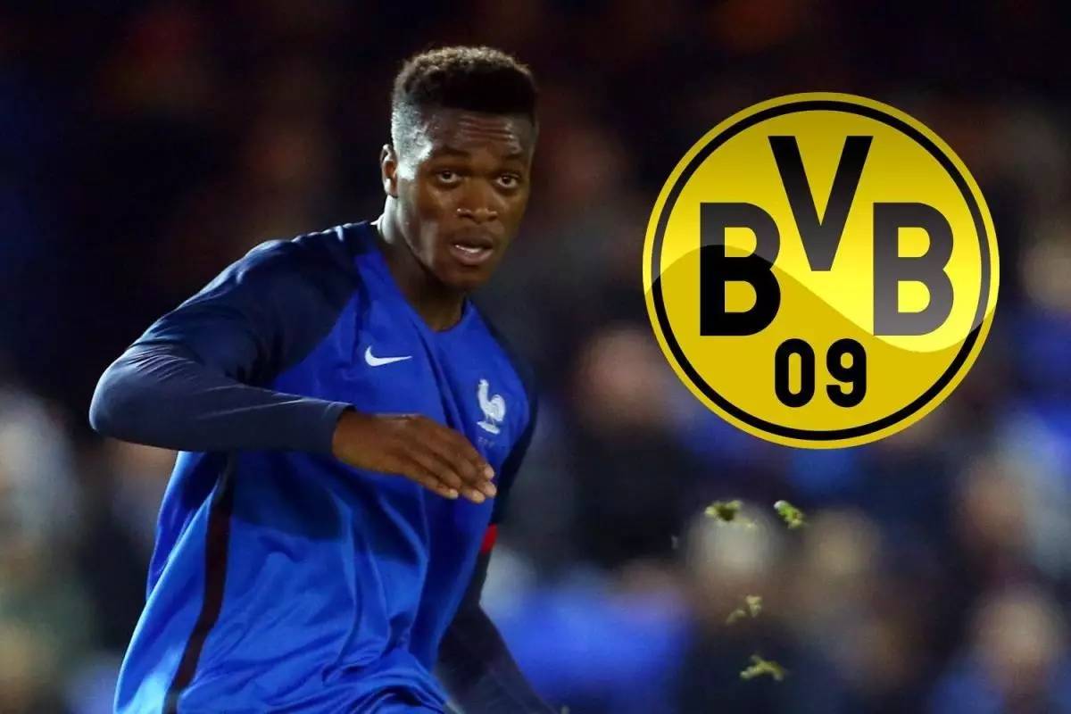 参与足球训 参与足球训