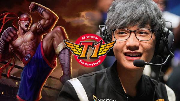 绿茵场地成 绿茵场地成