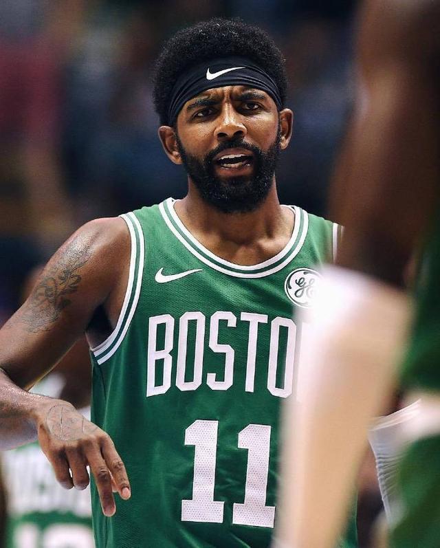 他在球队中 他在球队中