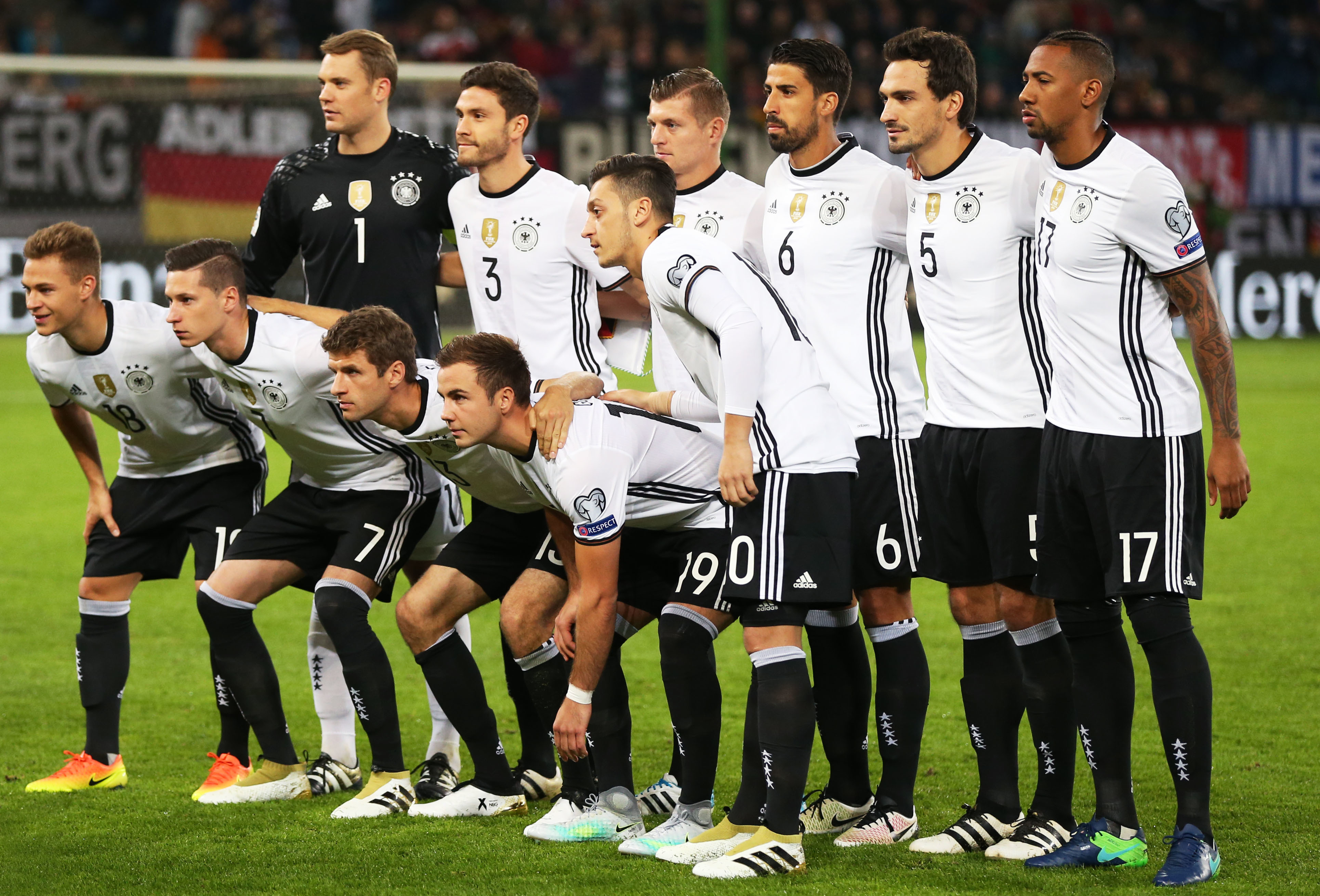 赞助商在 赞助商在