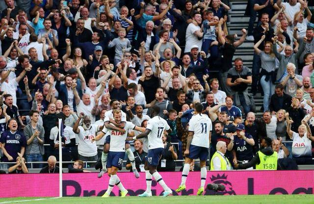 边后卫前提 边后卫前提