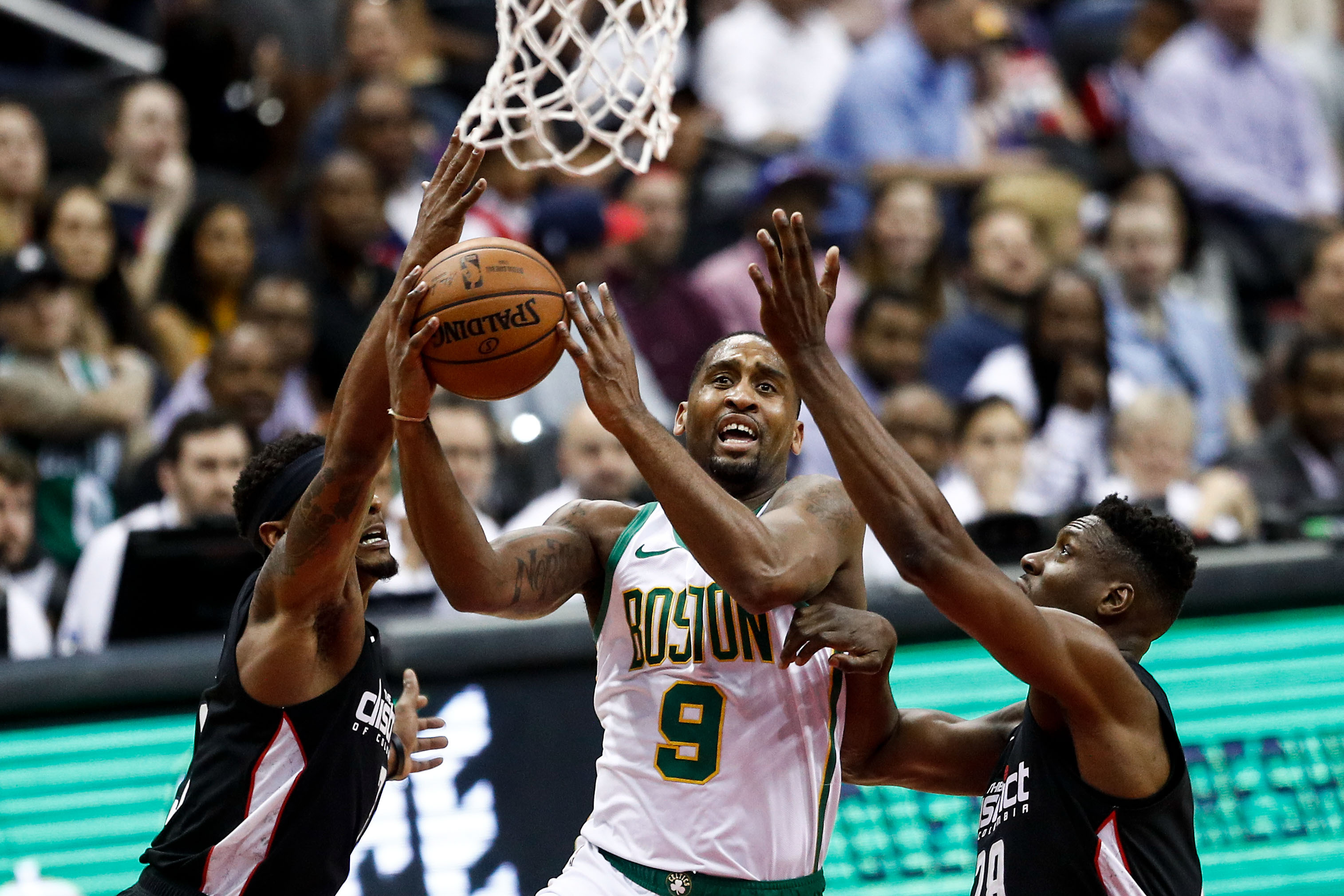 面对对手过 面对对手过